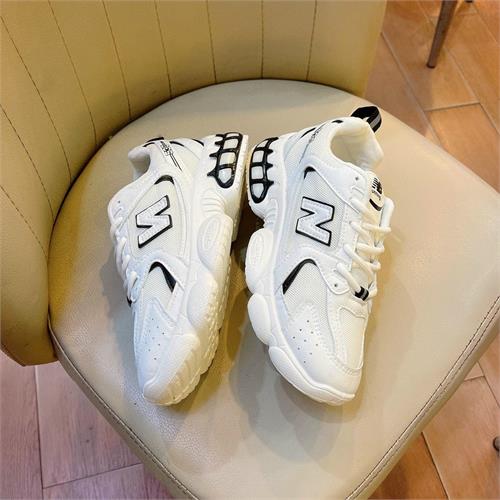 THỂ THAO N MỚI VÊ NU 3818
